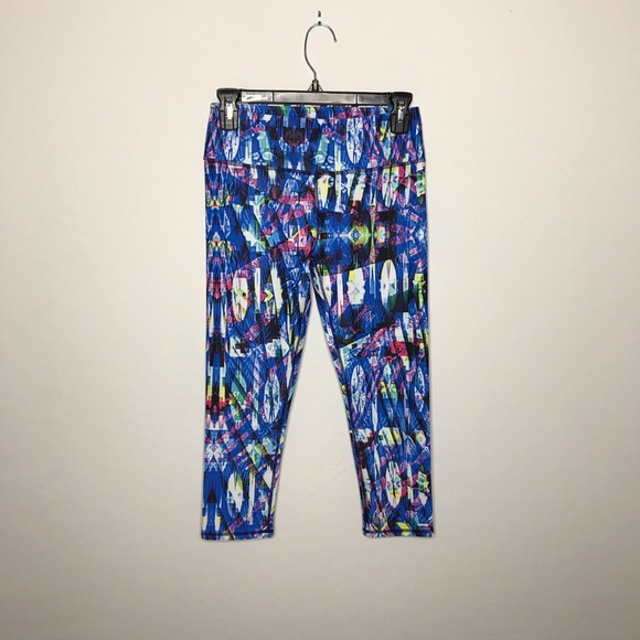 Fabletics Salar Capri “Reef” High Waist Capri XS - Picture 2 of 5